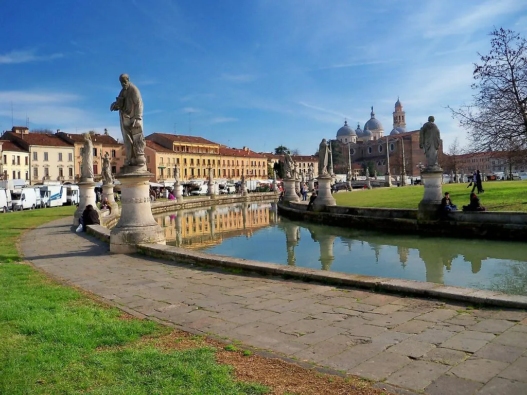 Hotel Eden Padova 0*,  Italy
